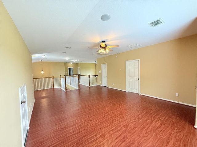 3707 Canterbury Park Drive, Pearland, TX 77584