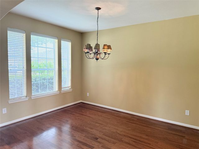 3707 Canterbury Park Drive, Pearland, TX 77584