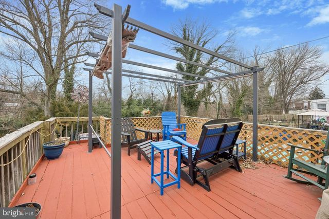 176 CRUM CREEK DR, Woodlyn, PA 19094