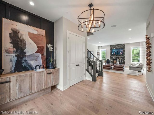509 Concord Pines Drive, Ann Arbor, MI 48105