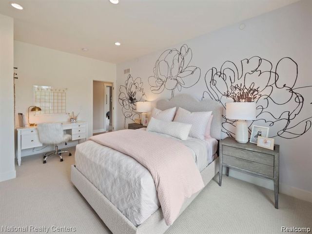509 Concord Pines Drive, Ann Arbor, MI 48105