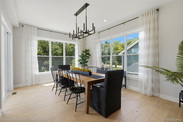 509 Concord Pines Drive, Ann Arbor, MI 48105