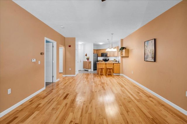 10 Kellogg Rd Ste 114, Essex, VT 05452