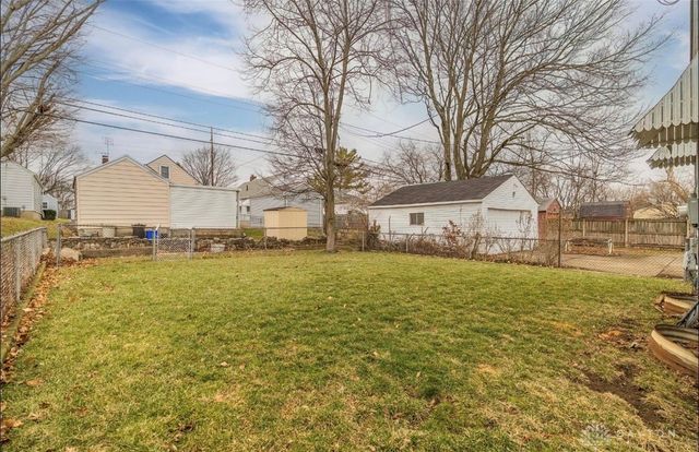 1821 S Smithville Road, Dayton, OH 45420