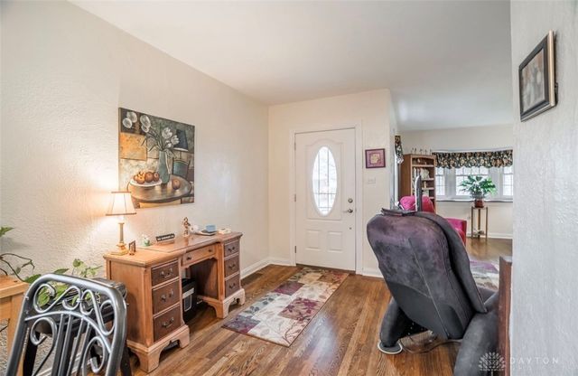 1821 S Smithville Road, Dayton, OH 45420