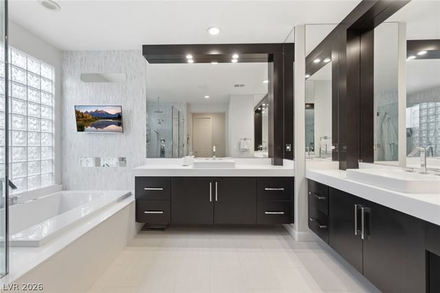 3309 Mission Creek Court, Las Vegas, NV 89135