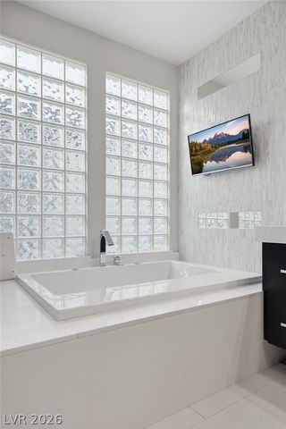3309 Mission Creek Court, Las Vegas, NV 89135