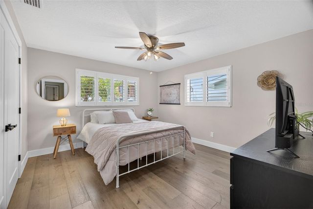 2171 LAGOON DRIVE, Dunedin, FL 34698