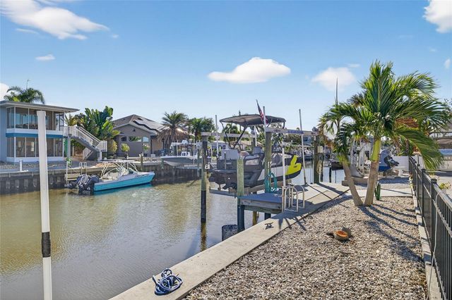 2171 LAGOON DRIVE, Dunedin, FL 34698