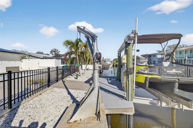 2171 LAGOON DRIVE, Dunedin, FL 34698