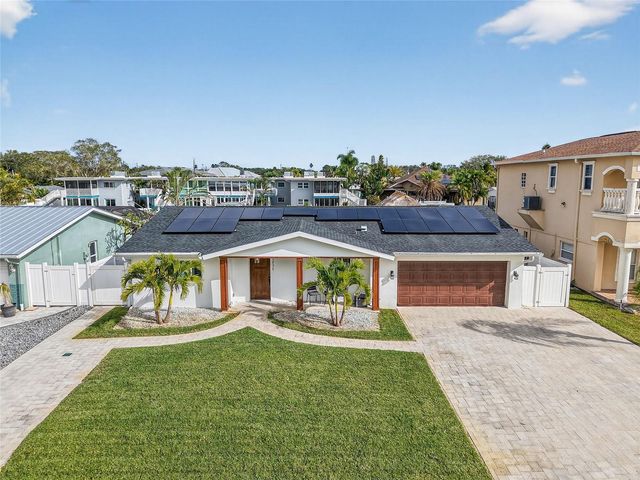 2171 LAGOON DRIVE, Dunedin, FL 34698