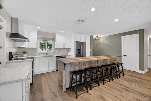 2171 LAGOON DRIVE, Dunedin, FL 34698