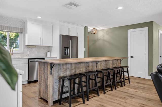 2171 LAGOON DRIVE, Dunedin, FL 34698