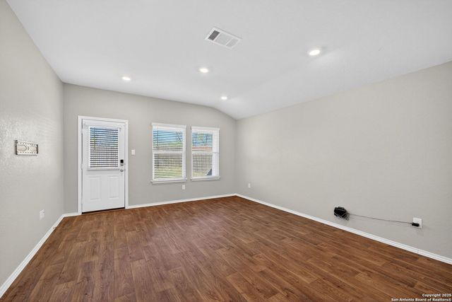 11927 Hondo Creek, San Antonio, TX 78245