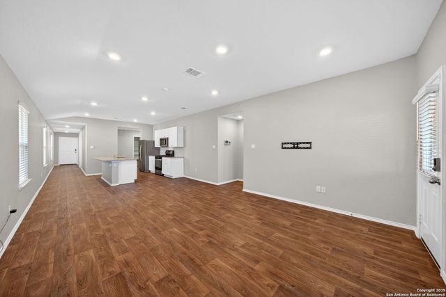 11927 Hondo Creek, San Antonio, TX 78245