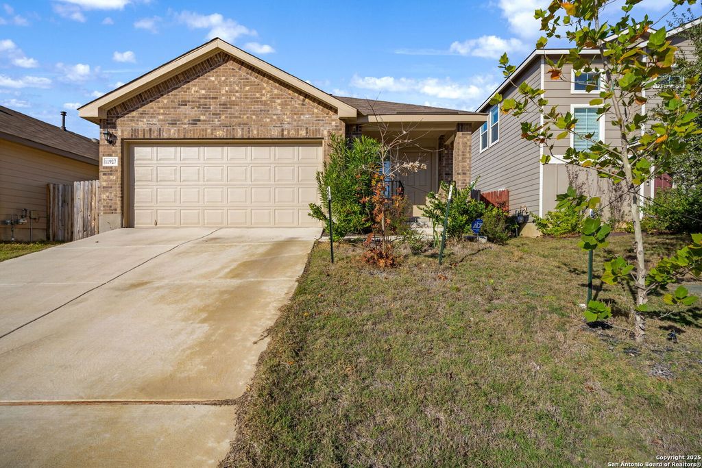 11927 Hondo Creek, San Antonio, TX 78245