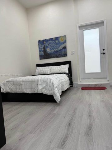 16164 SW 143rd Ln 1, Miami, FL 33196