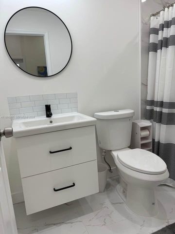 16164 SW 143rd Ln 1, Miami, FL 33196