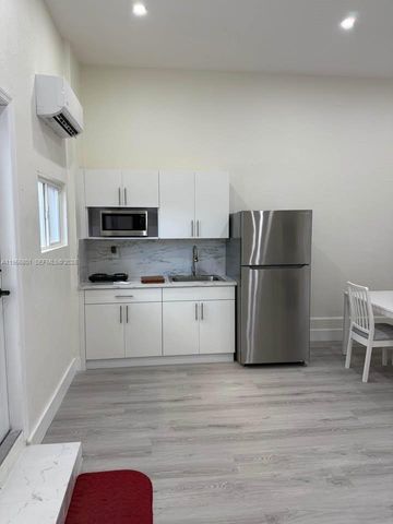 16164 SW 143rd Ln 1, Miami, FL 33196