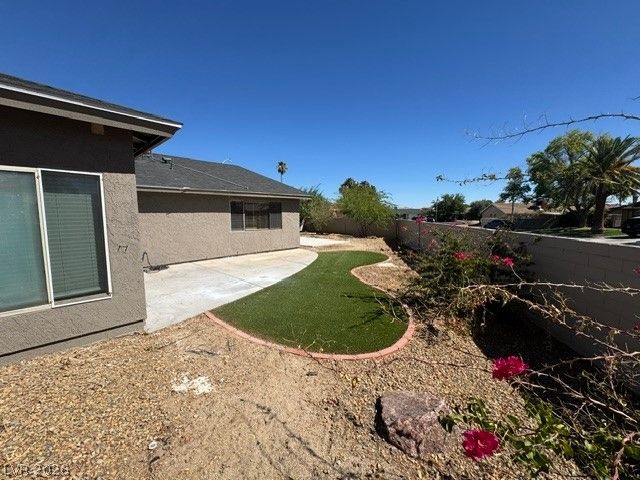 2431 La Casa Drive, Henderson, NV 89014