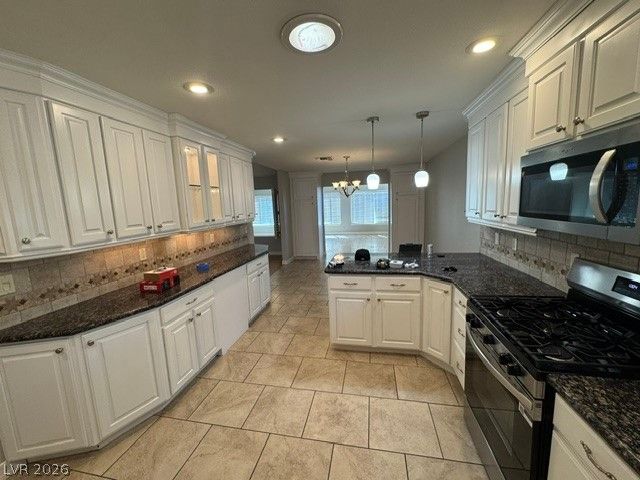 2431 La Casa Drive, Henderson, NV 89014