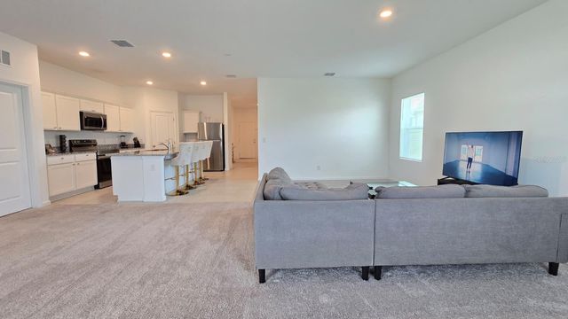 419 CONWAY AVENUE, St Cloud, FL 34771