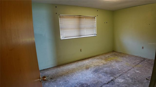 5026 N SOCRUM LOOP ROAD, Lakeland, FL 33809