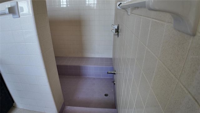 5026 N SOCRUM LOOP ROAD, Lakeland, FL 33809