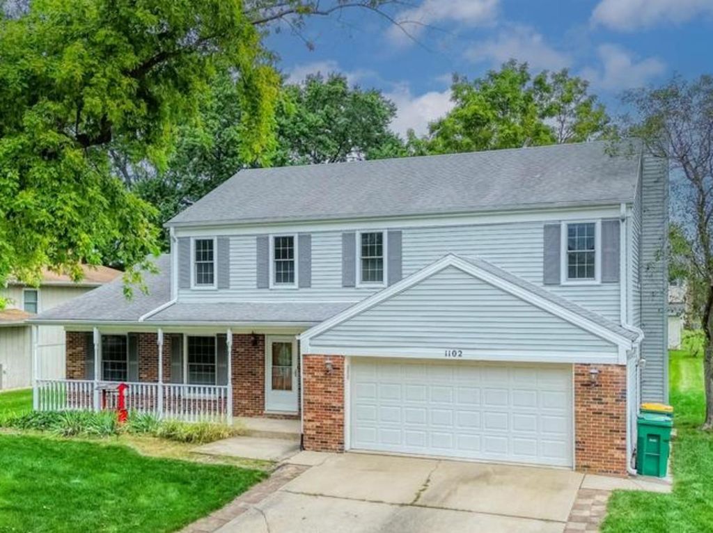 1102 Country Drive, Shorewood, IL 60404