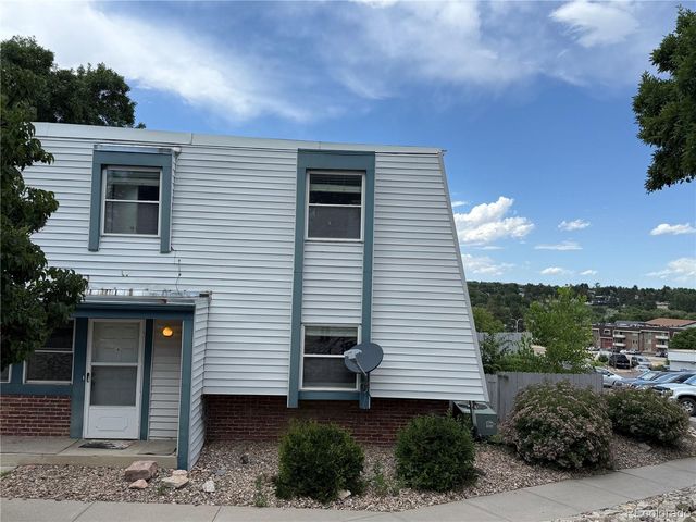 3005 E Fountain Boulevard, Colorado Springs, CO 80910