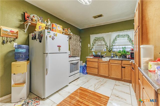 5472 Knob Creek Spur, Temple, TX 76501