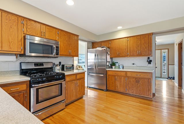 16326 S Jannel Court, Lockport, IL 60441