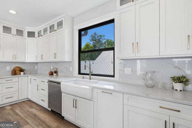 415 Westside Drive, Roswell, GA 30075