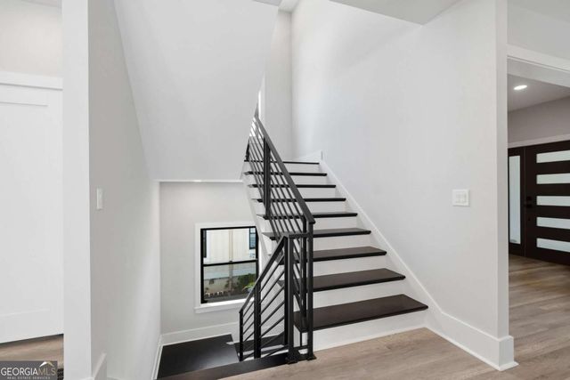 415 Westside Drive, Roswell, GA 30075