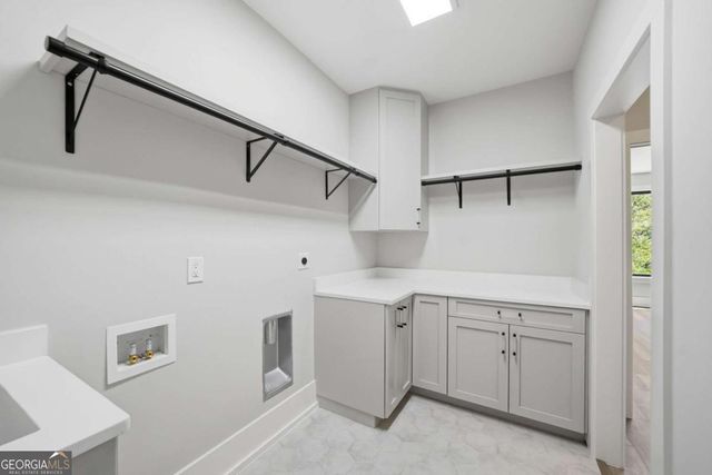 415 Westside Drive, Roswell, GA 30075