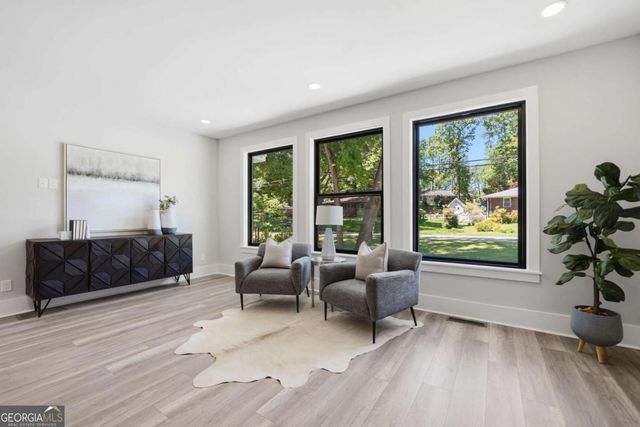 415 Westside Drive, Roswell, GA 30075