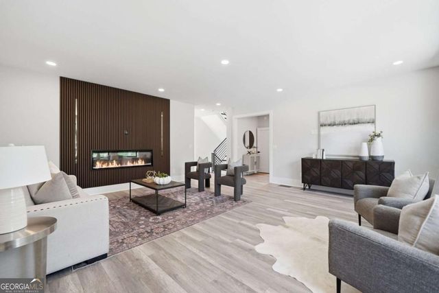 415 Westside Drive, Roswell, GA 30075