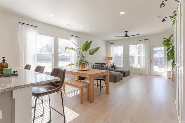 9998 Monte Way, Newburgh, IN 47630