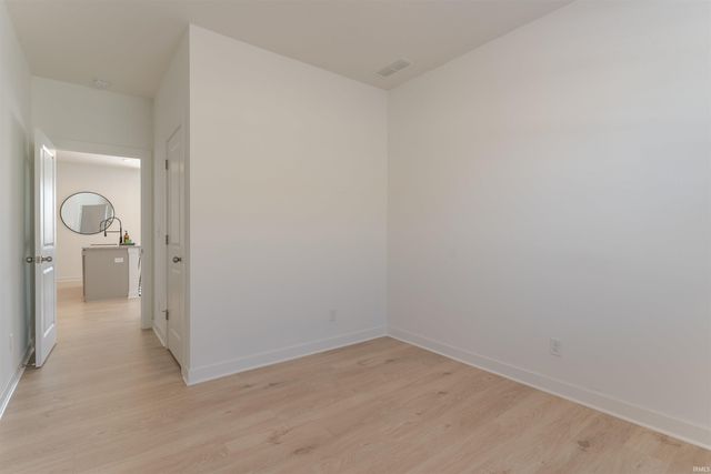 9998 Monte Way, Newburgh, IN 47630