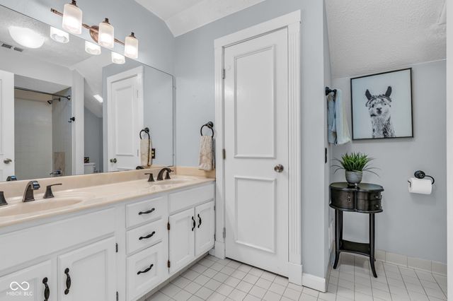 9123 Behner Brook Drive, Indianapolis, IN 46250