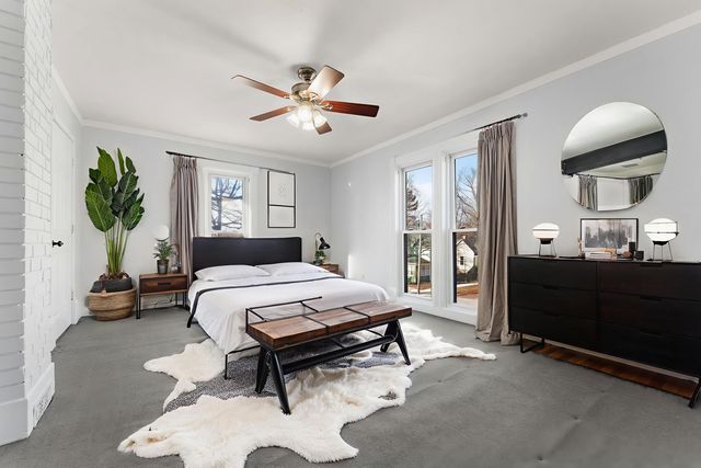 557 W Chicago Street, Valparaiso, IN 46385