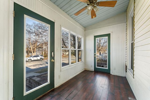 557 W Chicago Street, Valparaiso, IN 46385