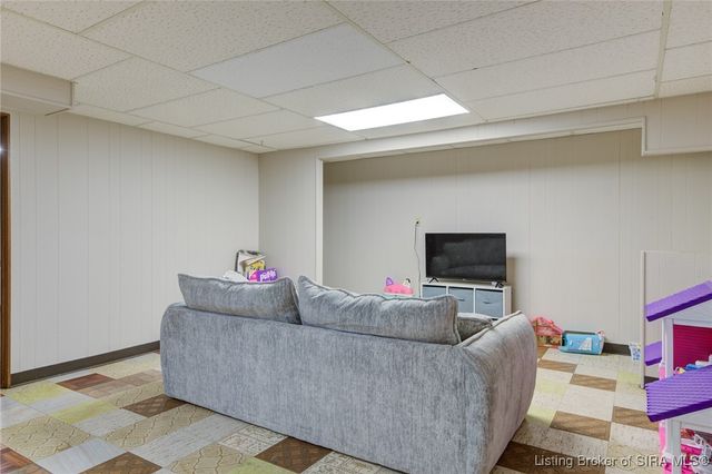 306 Country Club Drive, New Albany, IN 47150