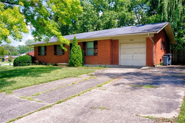 306 Country Club Drive, New Albany, IN 47150