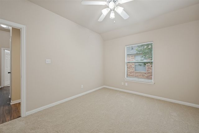 2308 Bear Run Road, Arlington, TX 76001