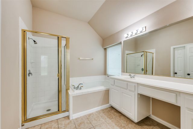 2308 Bear Run Road, Arlington, TX 76001