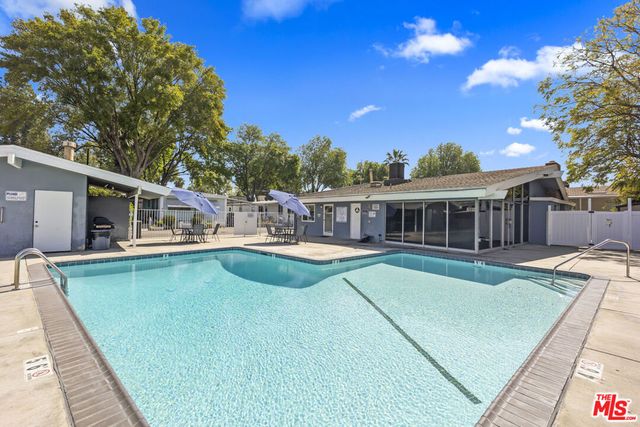 6545 Wilbur Avenue 18, Reseda, CA 91335