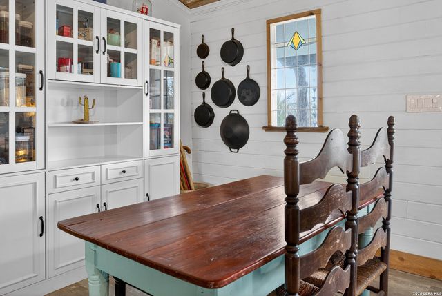 405 Coughran, Pleasanton, TX 78064