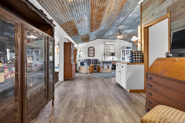 405 Coughran, Pleasanton, TX 78064