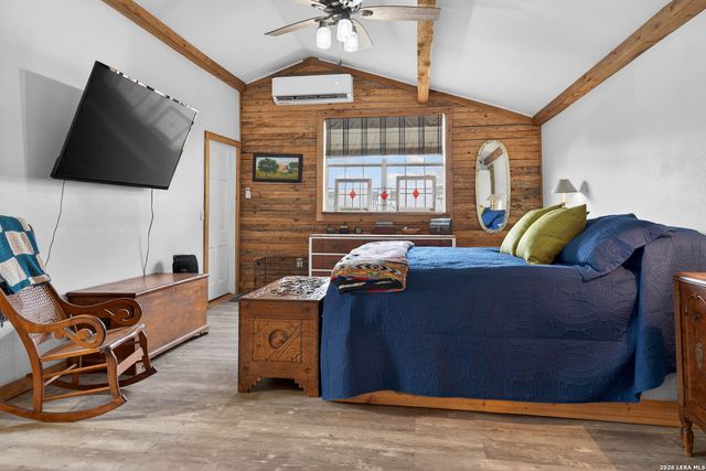 405 Coughran, Pleasanton, TX 78064